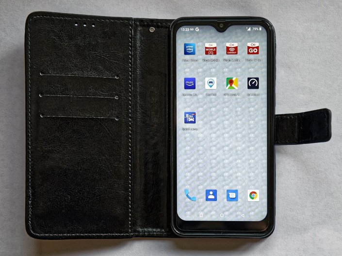 Kılıflı bir bütçe akıllı telefon